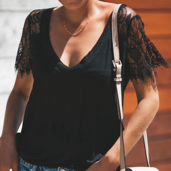 NWT Black Eyelash Lace Sleeve Black V-Neck Top - Picture 2 of 6